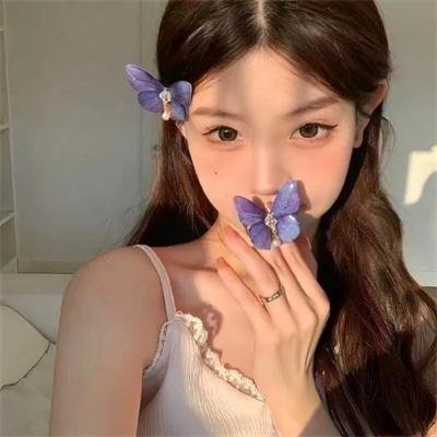 上交亿倍灵石入宗,吓坏女帝师尊